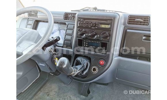 Ra Imported Mitsubishi Carisma funfun Ọkọ̀ in Import - Dubai ni Ashanti Ra Imported Mitsubishi Carisma funfun Ọkọ̀ in Import - Dubai ni Ashanti