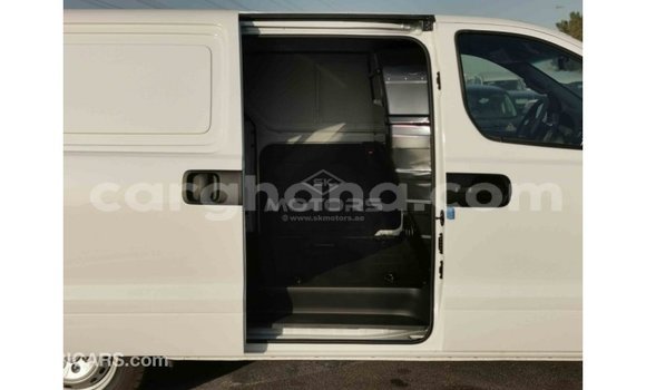Buy Import Hyundai Cargo White Car in Import - Dubai in Ashanti Buy Import Hyundai Cargo White Car in Import - Dubai in Ashanti