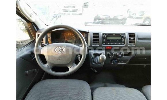 Sayi Imported Toyota Hiace White Mota in Import - Dubai a Ashanti Sayi Imported Toyota Hiace White Mota in Import - Dubai a Ashanti