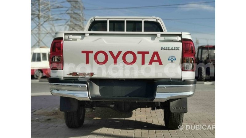 Big with watermark toyota hilux ashanti import dubai 18772