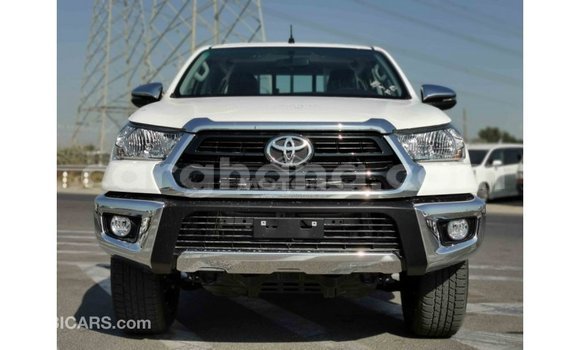 Buy Import Toyota Hilux White Car in Import - Dubai in Ashanti Buy Import Toyota Hilux White Car in Import - Dubai in Ashanti