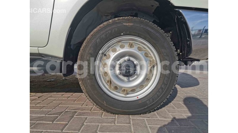 Big with watermark toyota hilux ashanti import dubai 18772