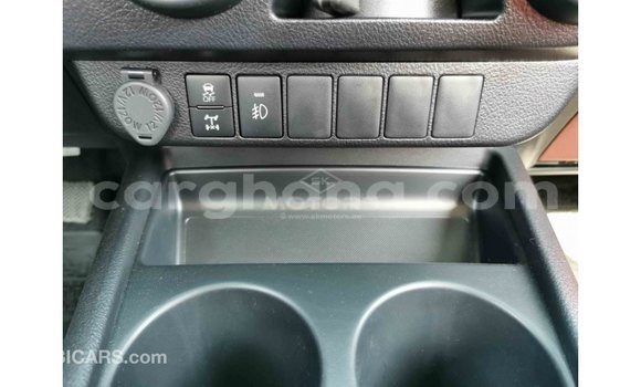 Buy Import Toyota Hilux White Car in Import - Dubai in Ashanti Buy Import Toyota Hilux White Car in Import - Dubai in Ashanti