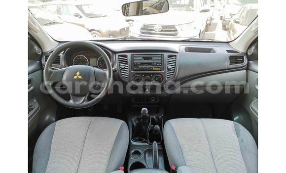 Buy Import Mitsubishi L200 White Car in Import - Dubai in Ashanti Buy Import Mitsubishi L200 White Car in Import - Dubai in Ashanti