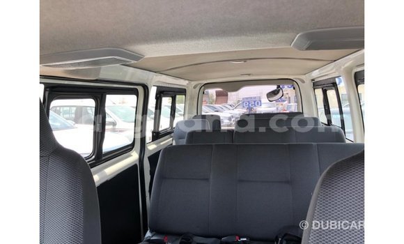 Sayi Imported Toyota Hiace White Mota in Import - Dubai a Ashanti Sayi Imported Toyota Hiace White Mota in Import - Dubai a Ashanti