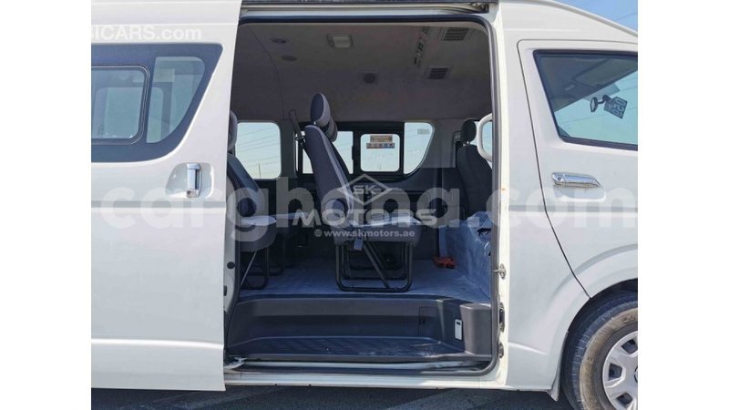 Big with watermark toyota hiace ashanti import dubai 18790