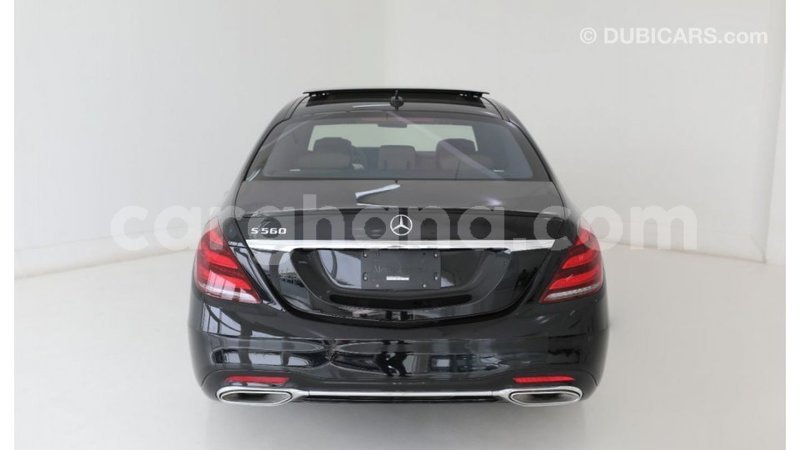 Big with watermark mercedes benz a200 ashanti import dubai 18809