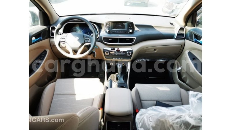 Big with watermark hyundai tucson ashanti import dubai 18820