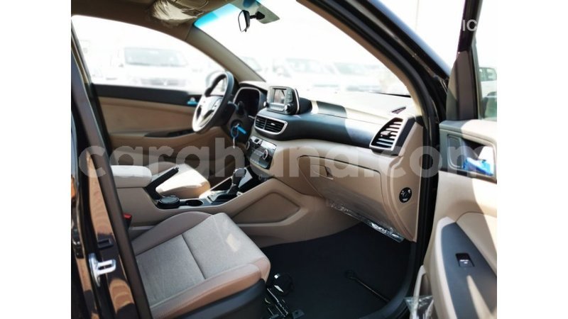 Big with watermark hyundai tucson ashanti import dubai 18820