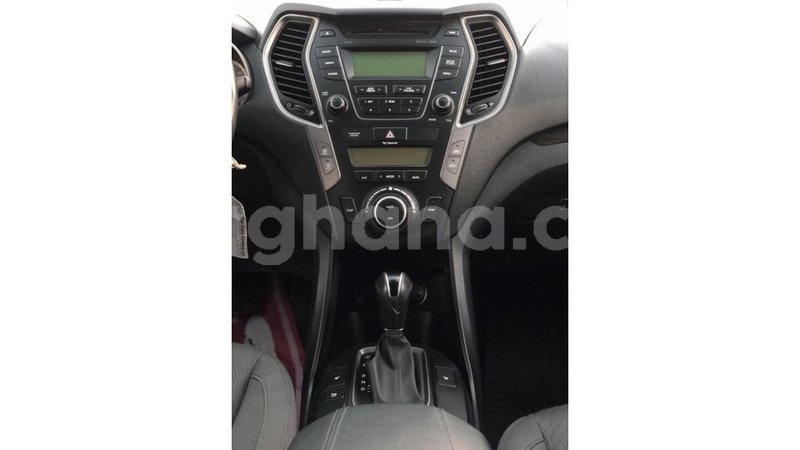 Big with watermark hyundai santa fe ashanti import dubai 18824