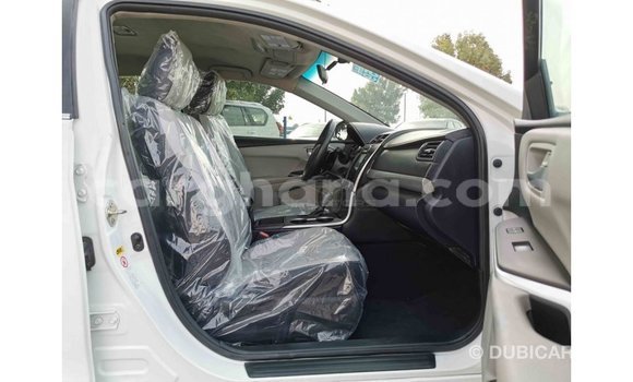 Buy Import Toyota Camry White Car in Import - Dubai in Ashanti Buy Import Toyota Camry White Car in Import - Dubai in Ashanti