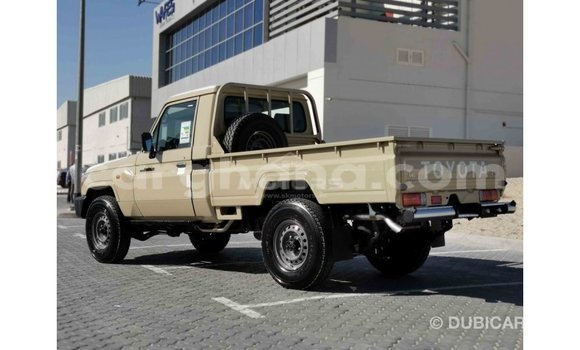 Ra Imported Toyota Land Cruiser Alagara Ọkọ̀ in Import - Dubai ni Ashanti Ra Imported Toyota Land Cruiser Alagara Ọkọ̀ in Import - Dubai ni Ashanti