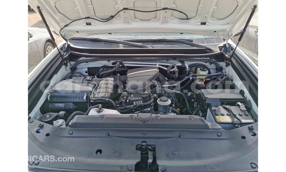 Ra Imported Toyota Prado funfun Ọkọ̀ in Import - Dubai ni Ashanti Ra Imported Toyota Prado funfun Ọkọ̀ in Import - Dubai ni Ashanti