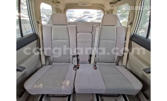 Buy Import Toyota Prado White Car in Import - Dubai in Ashanti Buy Import Toyota Prado White Car in Import - Dubai in Ashanti