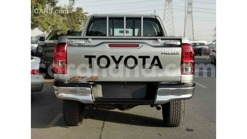 Big with watermark toyota hilux ashanti import dubai 18939