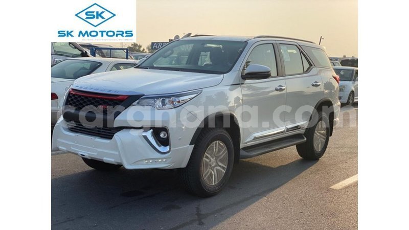 Big with watermark toyota fortuner ashanti import dubai 18943