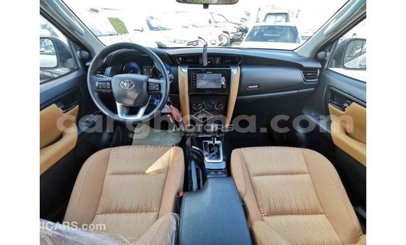 Buy Import Toyota Fortuner White Car in Import - Dubai in Ashanti Buy Import Toyota Fortuner White Car in Import - Dubai in Ashanti