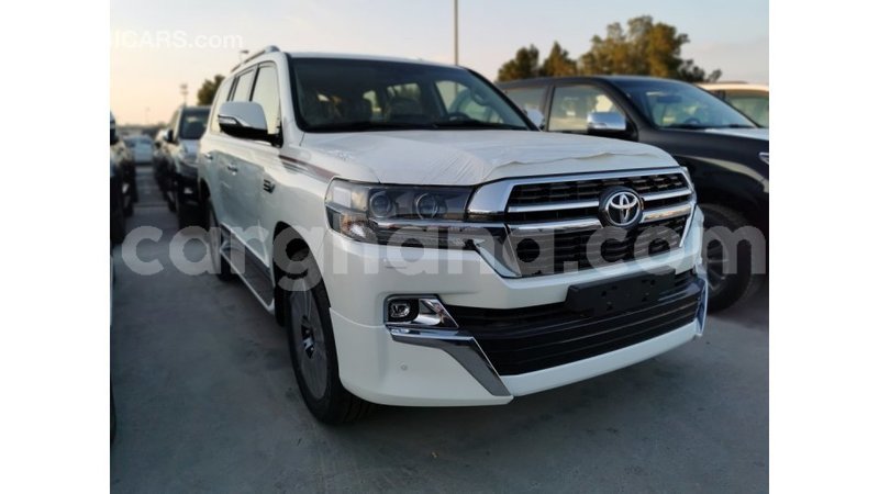 Big with watermark toyota land cruiser ashanti import dubai 18949