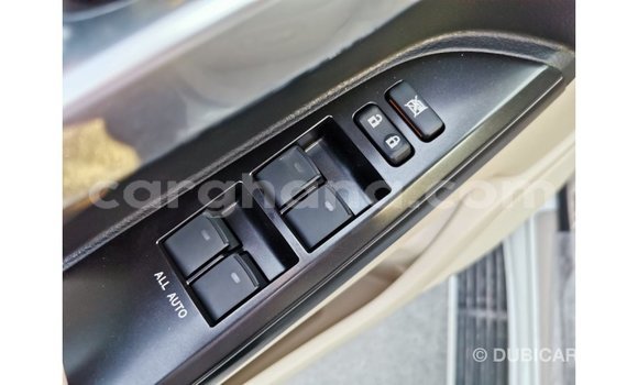 Buy Import Toyota Land Cruiser White Car in Import - Dubai in Ashanti Buy Import Toyota Land Cruiser White Car in Import - Dubai in Ashanti