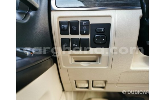 Buy Import Toyota Land Cruiser White Car in Import - Dubai in Ashanti Buy Import Toyota Land Cruiser White Car in Import - Dubai in Ashanti