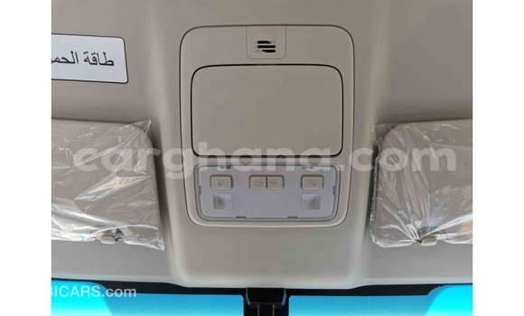Sayi Imported Toyota Hiace White Mota in Import - Dubai a Ashanti Sayi Imported Toyota Hiace White Mota in Import - Dubai a Ashanti