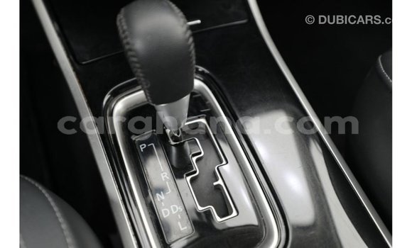 Ra Imported Mitsubishi Outlander funfun Ọkọ̀ in Import - Dubai ni Ashanti Ra Imported Mitsubishi Outlander funfun Ọkọ̀ in Import - Dubai ni Ashanti