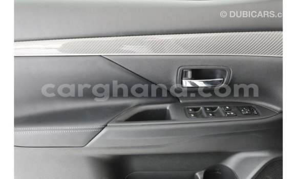 Ra Imported Mitsubishi Outlander funfun Ọkọ̀ in Import - Dubai ni Ashanti Ra Imported Mitsubishi Outlander funfun Ọkọ̀ in Import - Dubai ni Ashanti
