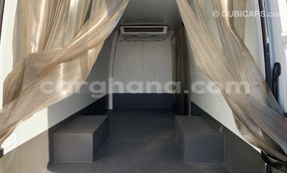 Ra Imported Volkswagen Beetle funfun Ọkọ̀ in Import - Dubai ni Ashanti Ra Imported Volkswagen Beetle funfun Ọkọ̀ in Import - Dubai ni Ashanti