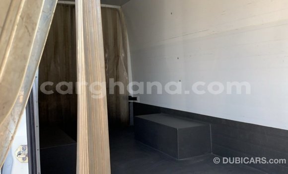 Ra Imported Volkswagen Beetle funfun Ọkọ̀ in Import - Dubai ni Ashanti Ra Imported Volkswagen Beetle funfun Ọkọ̀ in Import - Dubai ni Ashanti