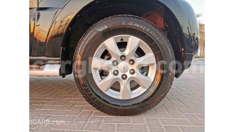 Big with watermark mitsubishi pajero ashanti import dubai 18992