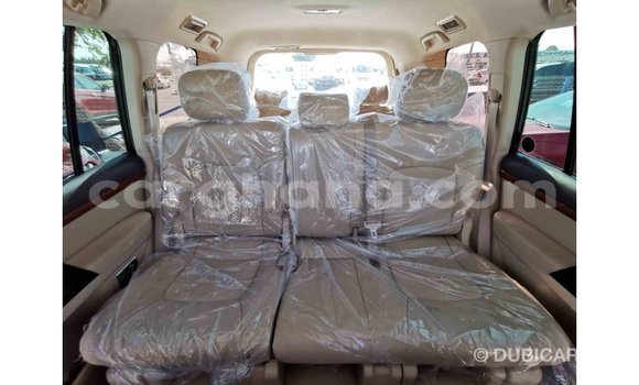 Sayi Imported Toyota Land Cruiser White Mota in Import - Dubai a Ashanti Sayi Imported Toyota Land Cruiser White Mota in Import - Dubai a Ashanti