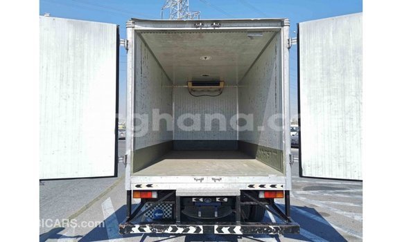 Buy Import Mitsubishi Carisma White Car in Import - Dubai in Ashanti Buy Import Mitsubishi Carisma White Car in Import - Dubai in Ashanti