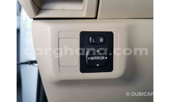 Sayi Imported Toyota Yaris White Mota in Import - Dubai a Ashanti Sayi Imported Toyota Yaris White Mota in Import - Dubai a Ashanti