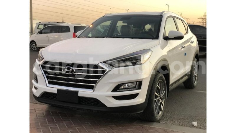 Big with watermark hyundai tucson ashanti import dubai 19047