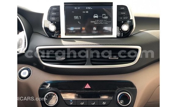 Buy Import Hyundai Tucson White Car in Import - Dubai in Ashanti Buy Import Hyundai Tucson White Car in Import - Dubai in Ashanti