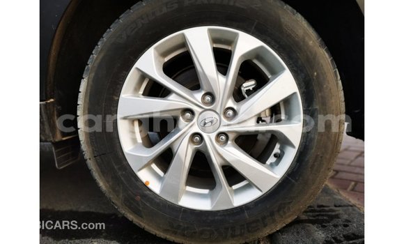 Sayi Imported Hyundai Tucson Blue Mota in Import - Dubai a Ashanti Sayi Imported Hyundai Tucson Blue Mota in Import - Dubai a Ashanti