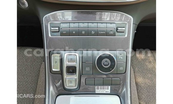 Ra Imported Hyundai Santa Fe funfun Ọkọ̀ in Import - Dubai ni Ashanti Ra Imported Hyundai Santa Fe funfun Ọkọ̀ in Import - Dubai ni Ashanti