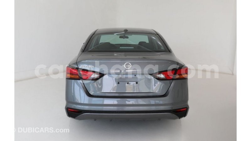 Big with watermark nissan altima ashanti import dubai 19097