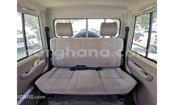 Ra Imported Toyota Land Cruiser Alagara Ọkọ̀ in Import - Dubai ni Ashanti Ra Imported Toyota Land Cruiser Alagara Ọkọ̀ in Import - Dubai ni Ashanti