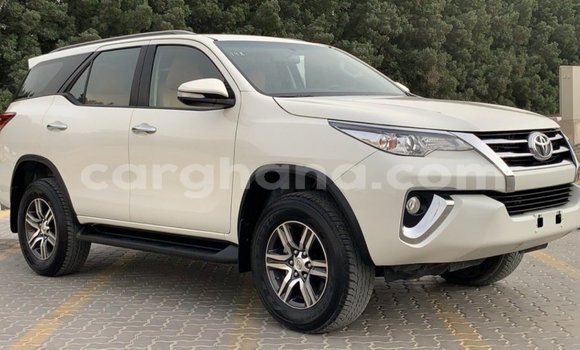 Buy Import Toyota Fortuner White Car in Import - Dubai in Ashanti Buy Import Toyota Fortuner White Car in Import - Dubai in Ashanti