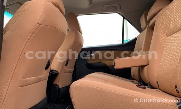 Buy Import Toyota Fortuner White Car in Import - Dubai in Ashanti Buy Import Toyota Fortuner White Car in Import - Dubai in Ashanti