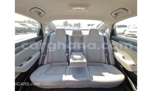 Sayi Imported Hyundai Sonata White Mota in Import - Dubai a Ashanti Sayi Imported Hyundai Sonata White Mota in Import - Dubai a Ashanti