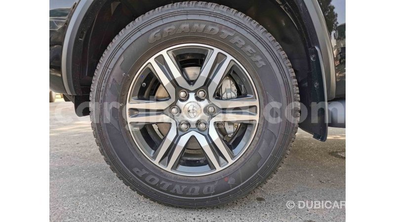 Big with watermark toyota fortuner ashanti import dubai 19152