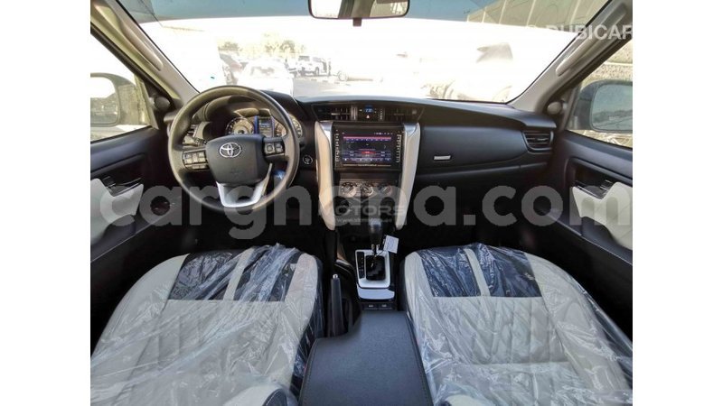 Big with watermark toyota fortuner ashanti import dubai 19154