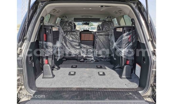 Buy Import Toyota Land Cruiser Black Car in Import - Dubai in Ashanti Buy Import Toyota Land Cruiser Black Car in Import - Dubai in Ashanti