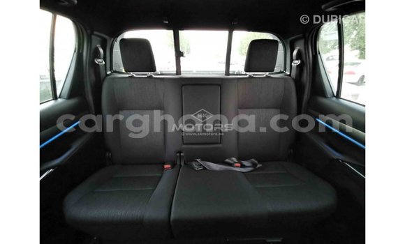 Sayi Imported Toyota Hilux White Mota in Import - Dubai a Ashanti Sayi Imported Toyota Hilux White Mota in Import - Dubai a Ashanti