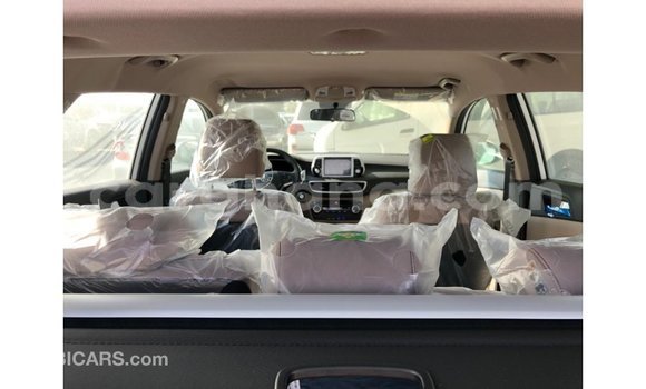 Ra Imported Hyundai Tucson funfun Ọkọ̀ in Import - Dubai ni Ashanti Ra Imported Hyundai Tucson funfun Ọkọ̀ in Import - Dubai ni Ashanti