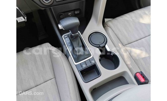 Ra Imported Kia Sportage funfun Ọkọ̀ in Import - Dubai ni Ashanti Ra Imported Kia Sportage funfun Ọkọ̀ in Import - Dubai ni Ashanti