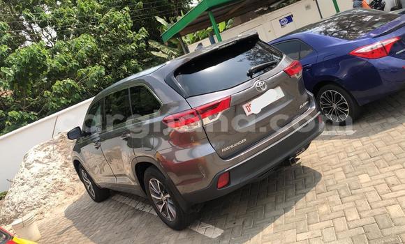 Buy Used Toyota Highlander Silver Car in Accra in Greater Accra