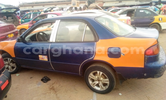 Buy Used Toyota Corolla Blue Car in Asikuma in Central